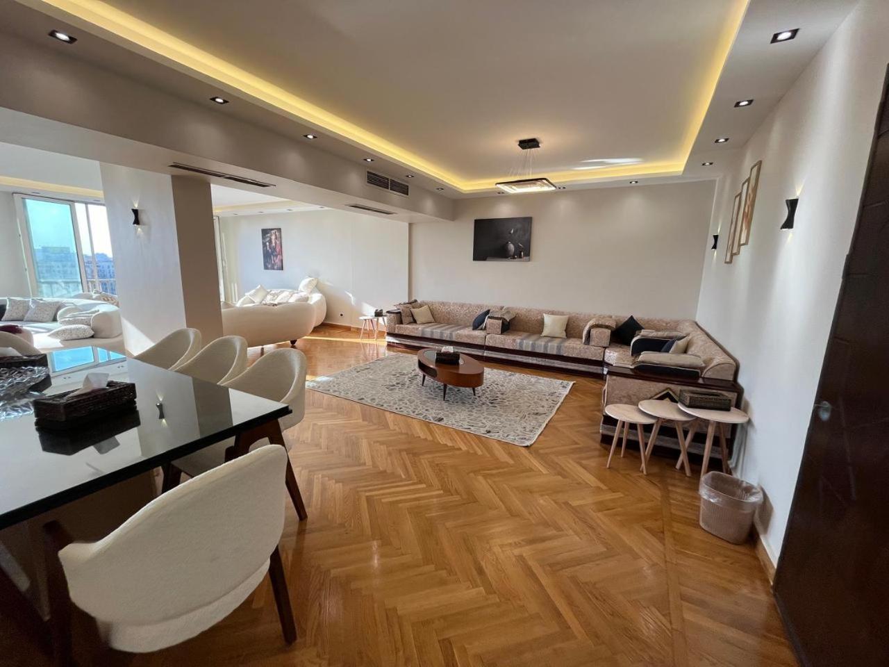 باطلاله نيليه بالزمالك Apartment *